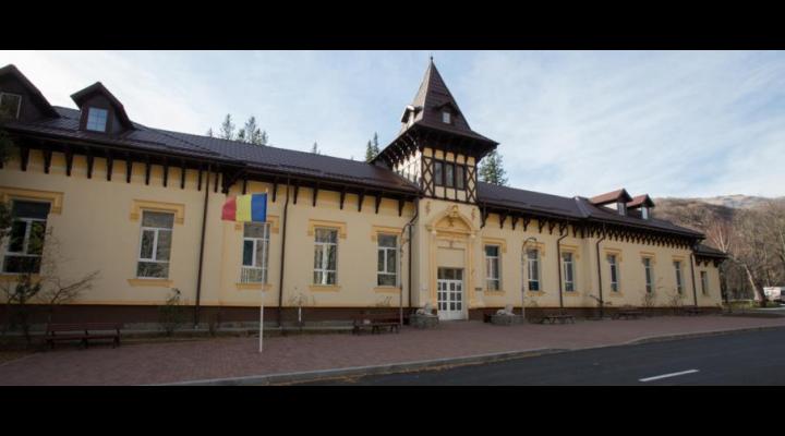 Cătălina Bozianu, deputat PMP: "Construirea unui spital nou, modern, în Sinaia, este o urgență maximă pentru sistemul de sănătate din județul Prahova"