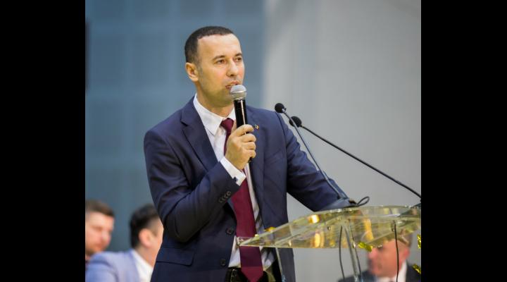 Iulian Dumitrescu, senator PNL, cere dreptate pentru primari!