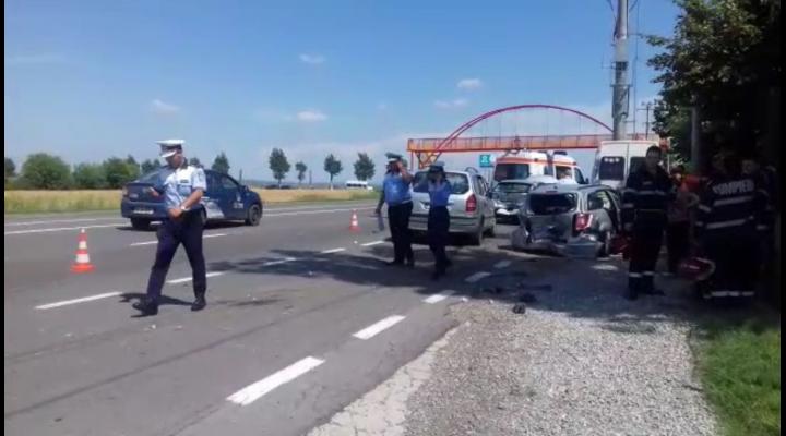 VIDEO 4 persoane ranite in urma unui accident pe DN 1