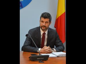 Cristian Ionescu, prefect Prahova: "Chiar dacă suntem în perioada Sărbătorilor Pascale, nu trebuie să ne abatem de la măsurile ce sunt în vigoare". In judet sunt 39 de cazuri de COVID-19 confirmate! 