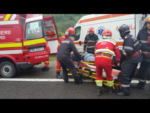 UPDATE Accident în Ploiești/Este implicat un taxi