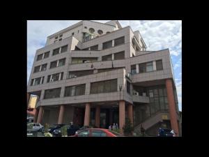 Începând  cu data de 15 mai 2020, Tribunalul Prahova și instanțele arondate  își reiau gradual activitatea de judecată