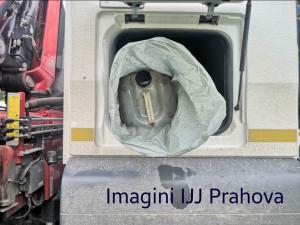 Doi bărbați, prinși la Parepa când furau motorină