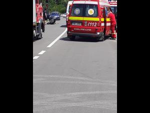 FOTO Accident grav în afara localității Păulești/Un motociclist este inconștient