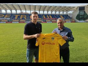 Portarul Nicolai Cebotari  a semnat cu FC Petrolul Ploiești un angajament valabil până la finalul acestui sezon