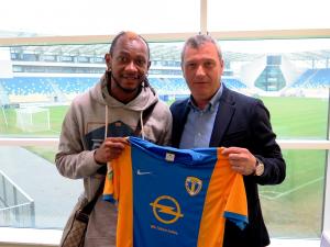 PETROLUL L-A ACHIZIȚIONAT PE MOHAMED TCHITE