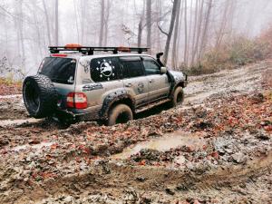 FOTO Pasionații de Offroad, ajutoarele lui Moș Crăciun pentru mai multe persoane nevoiașe