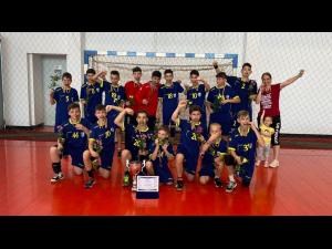 Echipa de handbal juniori IV a CSM Ploieşti, medaliată cu bronz la Turneul Final al campionatului!