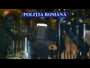 Razie de amploare pentru combaterea faptelor ilegale in mai multe cartiere din Ploiesti