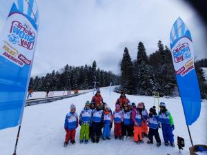 Monitorii de ski, la datorie