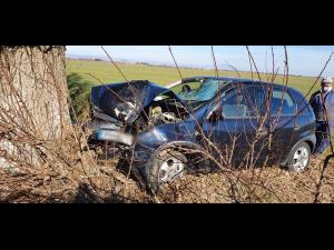 FOTO: Barbat dus cu elicopterul la Floreasca in urma unui accident produs la Albesti. Nu este singura victima