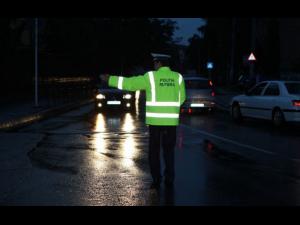 Șofer băut și fără permis, urmărit în trafic de polițiștii prahoveni