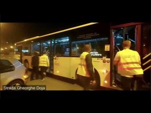 VIDEO: Zeci de persoane prinse calatorind fara bilet in mijloacele de transport in comun din Ploiesti