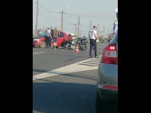 Accident intre un autoturism si o motocicleta, pe DN1, la Floresti