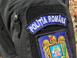 Polițiștii fac verificări după ce două mașini ar fi fost incendiate în Târgșoru Vechi