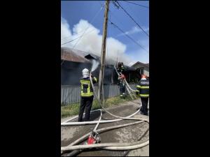 Incendiu la o casă din Ciorani