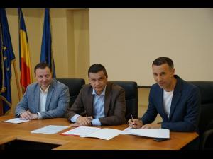 Sorin Grindeanu: CNAIR a semnat, astăzi, protocoale de colaborare cu reprezentanții CJ PH pentru construcția a 3 pasaje rutiere pe DN1 la Sinaia și Azuga
