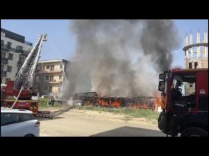 VIDEO: Incediu de amploare la o biserică din municipiul Constanța