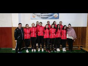 Echipele de handbal ale Gimnaziului I.A. Bassarabescu din Ploiești fac performanță