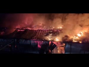 Incendiu izbucnit în comuna Gura Vitioarei/O persoană a suferit arsuri - UPDATE