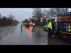 Acțiune tip BLITZ în Prahova/Polițiștii acționează în Râfov