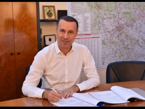 Iulian Dumitrescu: Peste 3 milioane de euro din fonduri europene pentru reabilitarea centrelor de servicii comunitare din Breaza şi Vălenii de Munte