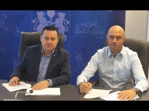 Contract semnat de municipalitate pentru modernizarea cartierului Pictor Rosenthal