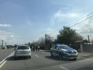 FOTO - Accident intre un scuter electric si o autoutilitara pe DN1B, zona Valea Calugareasca