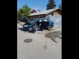 Grav accident in Urlati/ O femeie a fost prinsa in fiarele masinii