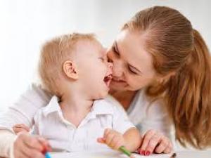 DGASPC Prahova continuă campania de identificare și recrutare a persoanelor care sunt interesate de profesia de asistent maternal profesionist