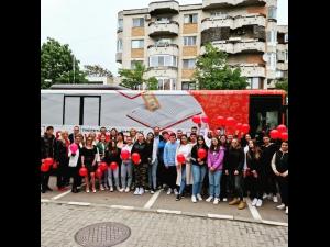 Tinerii de la TSD Prahova s-au alăturat proiectului "Caravana educației". S-a întâmplat la Mizil