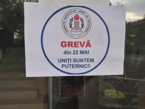 Sindicatul Școala Prahovei anunța că, în prima zi de grevă, procentul de participare, la nivelul județului, a fost 46,52%