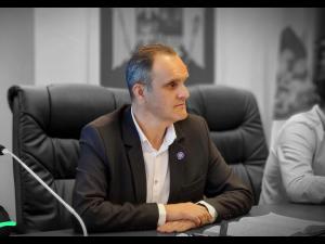VIDEO: Virgiliu Nanu dă asigurări că serviciul termiei din Ploiești nu va mai avea sincope și că cetățenii vor beneficia de același preț la apă caldă și căldură