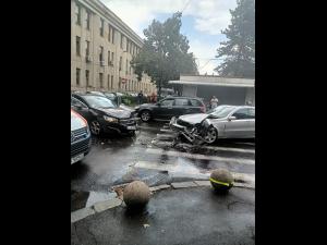 FOTO: Accident rutier in centrul Ploiestiului