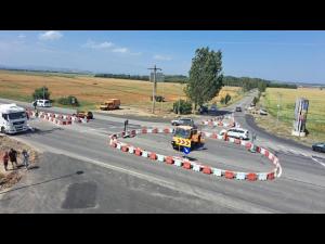 Sensul giratoriu de pe DN1, zona Paulesti, prinde contur - FOTO