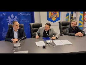 VIDEO: Reprezentanții Primăriei Ploiești anunță că ploieștenii plătesc cel mai mic preț de achiziție a gazelor naturale necesare producerii agentului termic