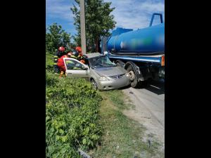 Grav accident produs în comuna Ariceștii Rahtivani/ Este așteptat un elicopter SMURD 