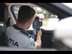 ROADPOL – SPEED: APROAPE 24.000 DE ȘOFERI CARE AU DEPĂȘIT VITEZA LEGALĂ, DEPISTAȚI DE POLIȚIȘTI