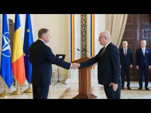 Directorul Colegiului Național Militar „Dimitrie Cantemir”, decorat de președintele României