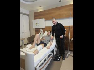 Lucian Dumitriu a fost operat la genunchiul stâng/Alexandru Mateiu i-a dedicat golul 