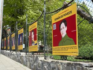 Sinaia găzduiește expoziția interactivă „Români de poveste”