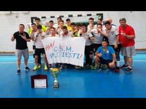 BĂIEÅ¢I DE ARGINT! ECHIPA DE HANDBAL JUNIORI 2 E VICECAMPIOANĂ NAÅ¢IONALĂ!