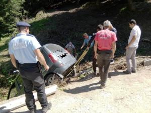 Actiune a jandarmilor montani in masivul Bucegi. O masina s-a rasturnat